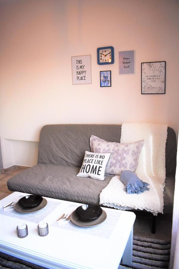 Cozy And Modern Apartamento Comotini Exterior foto